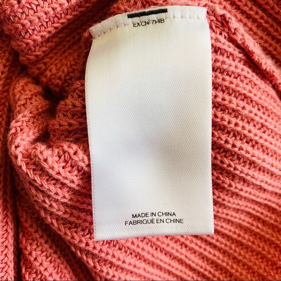 NWOT Express Loose Fit Sweater - Picture 7 of 8